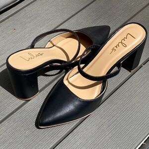 ‼️SOLD‼️Lulu’s Black Mule Pumps